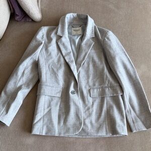 Abercrombie Women's Gray Blazer